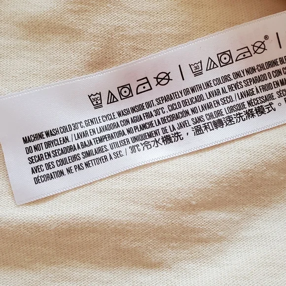 Disneyland RARE spirit jersey L - Picture 10 of 16